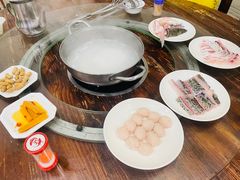 -正能量脆肉鲩火锅