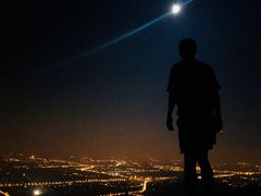 -鬼笑石后山停车场