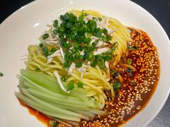 -麻六记(凤凰汇店)