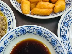 炸咯吱-门框胡同百年卤煮(新街口店)