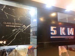 门面-5KM舞蹈街舞工作室