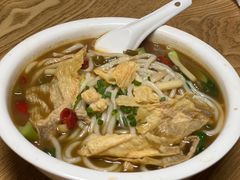 -牛八宝桂林米粉(八里庄店)