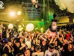 -Club Queen皇后酒吧
