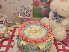 -幸运盒子网红蛋糕房(民族路店)