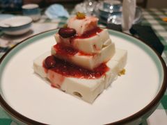 树莓酱奶豆腐-新疆巴州金丝特餐厅(大钟寺店)