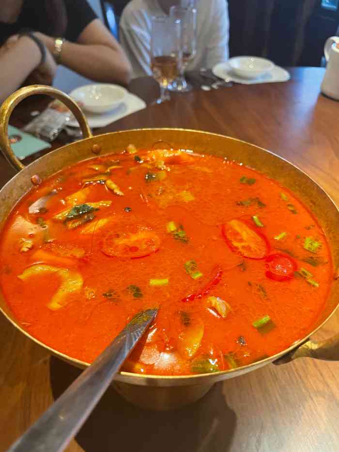 乌布泰涟(亭江店)-"环境是这家店最大的亮点,放着东南亚风情的.