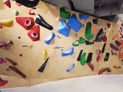 -ROCKPLUS攀岩馆(环宇城店)