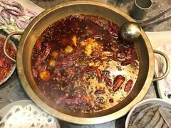 -好汉锅园林秘制老火锅 柴火霸王鸡(金沙店)