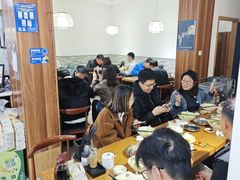 -黄阿姨锅贴大王(万航渡路店)