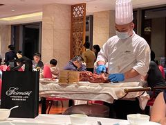 广式片皮鸭-阳澄湖费尔蒙酒店颐丰阁中餐厅(马鞍山西路店)