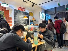 -柳州肥姨妈大骨螺蛳粉(沙河店)