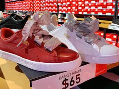 -伯肯黑德角名品折扣购物中心