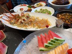 -新天明砂锅鱼头煲