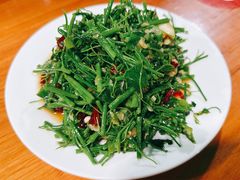 -超越海鲜屋(飞龙物业店)