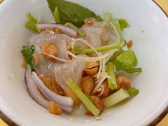 -官塘陈记鱼生·潮汕砂锅粥·牛肉火锅(潮枫路总店)