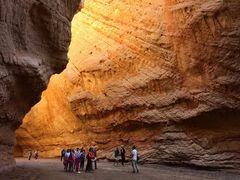 -天山神秘大峡谷