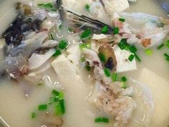 -美顺香食府鱼头老店(雪野湖店)