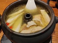-云海肴·汽锅鸡·云南代表菜(天山百盛优客店)