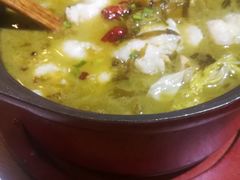 -周鱼小馆石锅酸菜鱼(活力汇店)