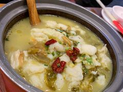 -周鱼小馆石锅酸菜鱼(活力汇店)