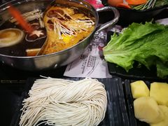 -呷哺呷哺(哈尔滨红博购物广场店)