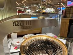 -山焱·炭火自助烤肉(周浦万达店)