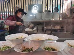 -钟方模白家肥肠粉(春熙店)