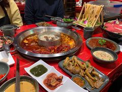 -谭鸭血老火锅(漳州路店)