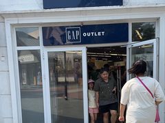 -GAP(王府井奥莱·香江小镇店)