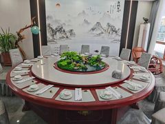-庆岭伟平活鱼酒店