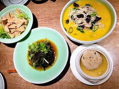 大煮扬州干丝-周家二小姐的菜·扬州菜·香炒蟹·狮子头(江都金鹰店)