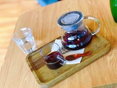 -ZING COFFEE 镜咖啡