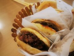 -闫家驴肉老店(华电一校店)