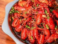 麻辣小龙虾-霄汉牛三鲜湖北砂锅菜(万松园2店)