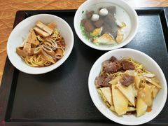 -建国蚵煎蚵面