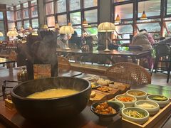 -银米·云南传统过桥米线(双廊黑金冠店)