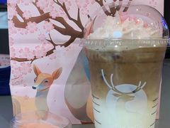 珞珈樱花拿铁-瑞幸咖啡(番禺永旺梦乐城店)