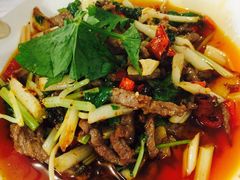 芹菜牛肉丝-明升萝卜汤
