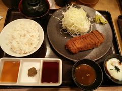 -牛カツ京都勝牛(河原町蛸薬師店)