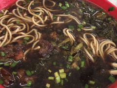 -小龙大肉面馆
