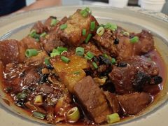 阿瓦当家肉-阿瓦山寨·湘菜现炒·剁椒鱼头王(咸阳总店)