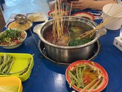 -马路边边麻辣烫联盟路店