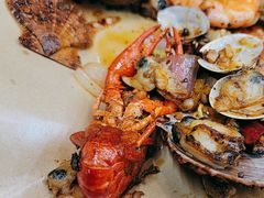 -老东镇啤酒屋海鲜加工·蒸汽海鲜·海鲜烧烤(台东店)