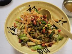 -龙香记桂林米粉(东扬威街11号楼店)