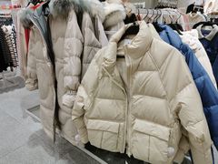 -hotwind热风(中贸广场店)