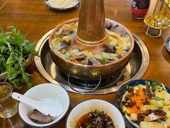 -岳记兴隆·青城腊排铜火锅(融创店)