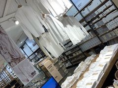 -MUJI无印良品(滨江宝龙城店)