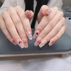 -UGIRL有个美甲