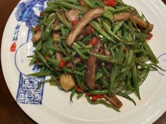 -东口码头·烧鸽子·鱼头泡饼·地方菜(金鹰悦城店)