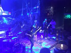 -爱啤精酿·民谣酒馆(滨江店)